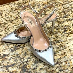 Valentino Rockstud Slingback Silver Leather Pump 39